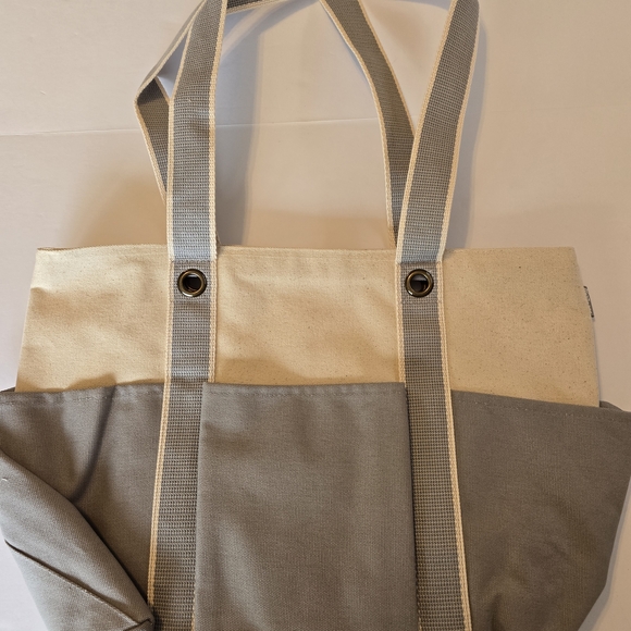 Thirty-One Nautical Coastal Tote Bag in Cream and Gray NWT - Picture 2 of 6